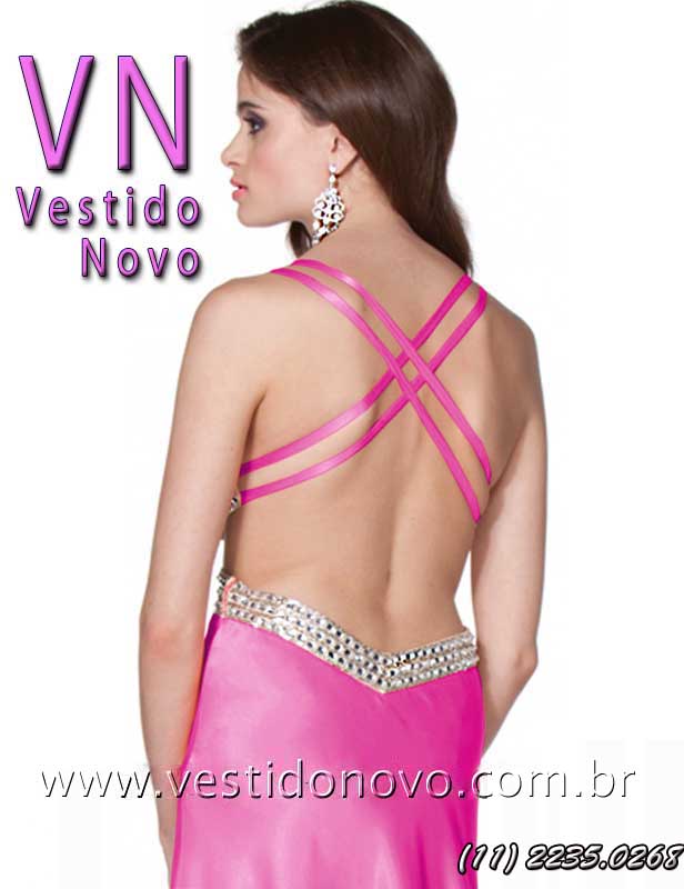 vestido numero pequeno em cetim importado em pink fuchsia decote costa cavada São Paulo